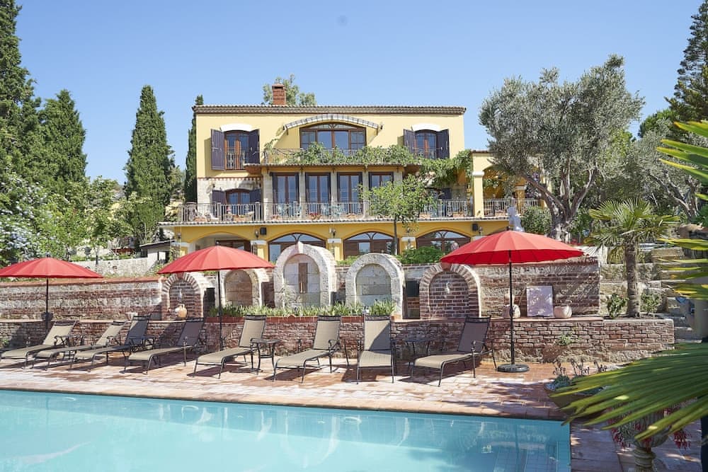 Villa Taraca Alacati Romantik Hotel