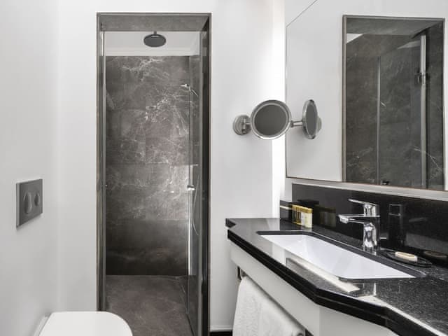 Deluxe Taksim Square Twin