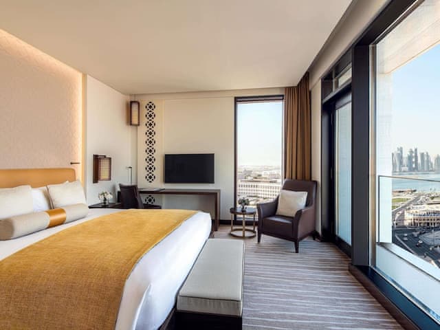 Deluxe Room, 1 King Bed, Balcony