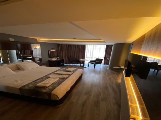 Delüks Çift Kişilik Oda