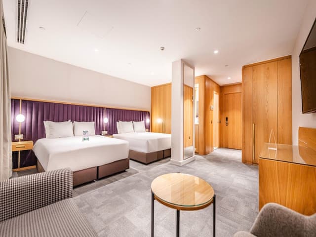 Junior Room, Multiple Beds