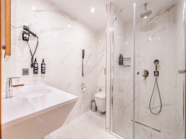 Junior Room, Multiple Beds