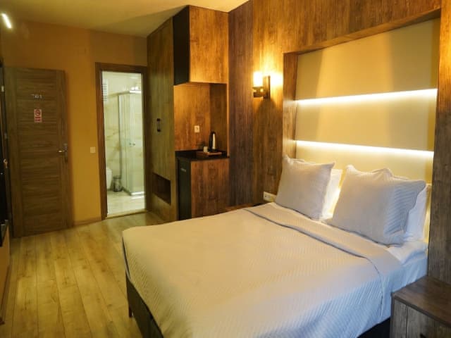 Junior Double Room