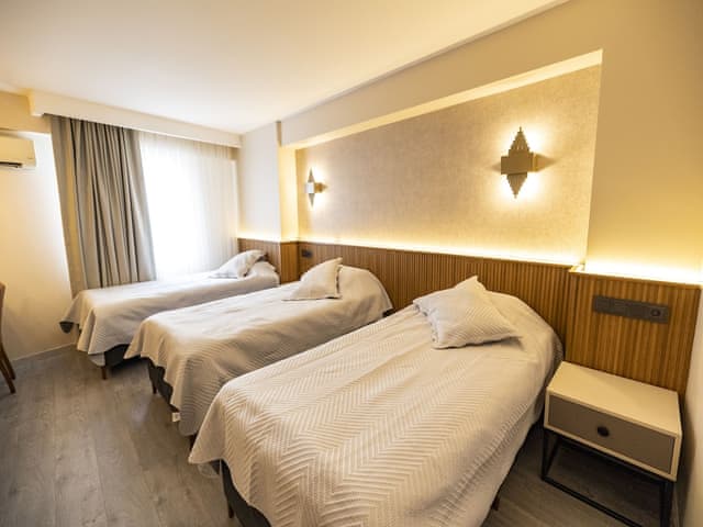 Standart Üç Kişilik Oda