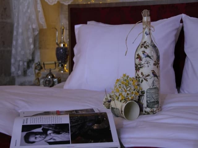 Honeymoon Studio Suite