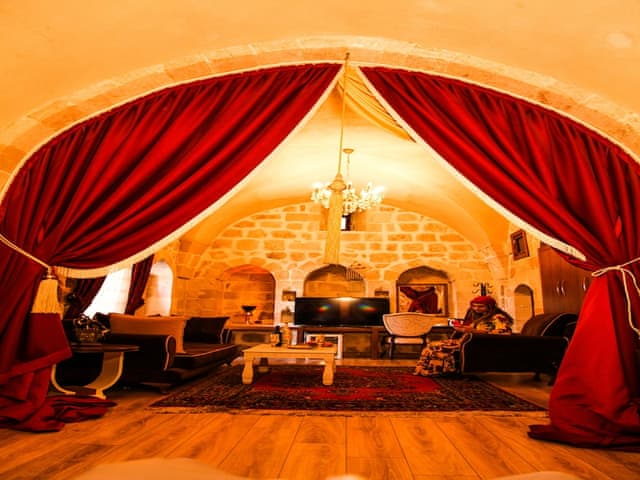 Honeymoon Studio Suite