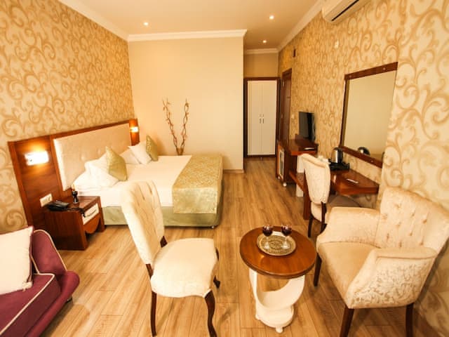 Deluxe Çift Kişilik veya İki Tek Kişilik Yataklı Oda