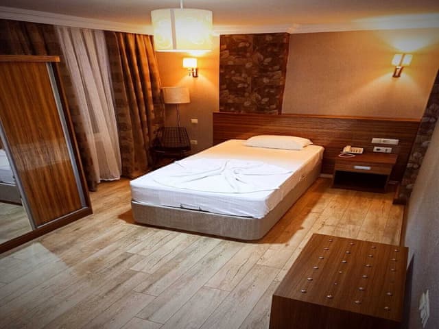 Standart Tek Kişilik Oda