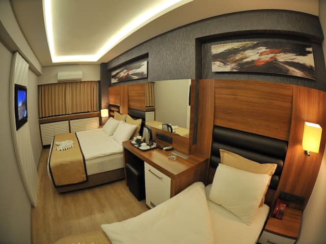 Standart Üç Kişilik Oda