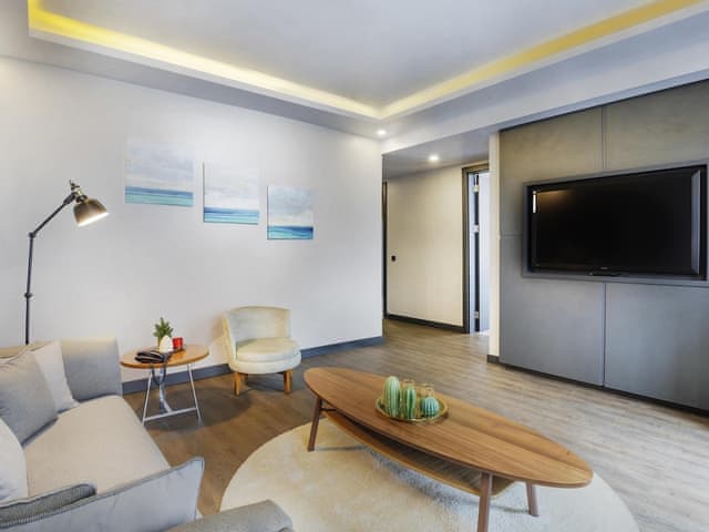 Suite, Terrace (King)