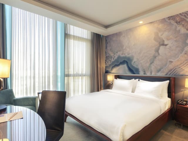 Superior Room, 1 King Bed