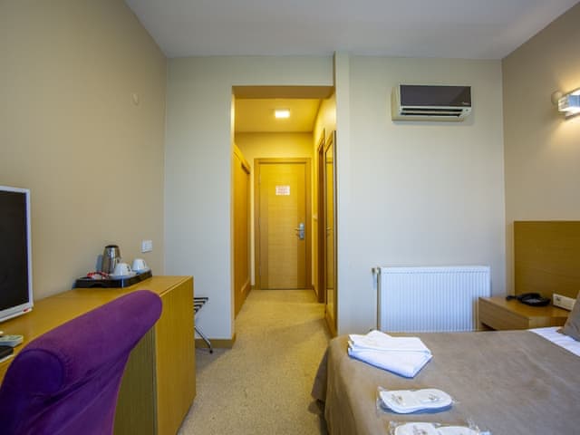 Standard Room, Garden View