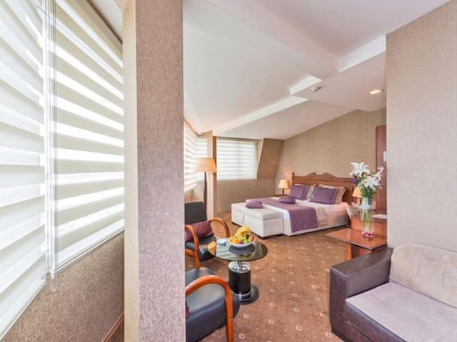 Superior Deluxe Suite Room