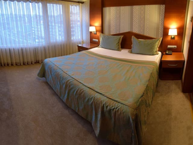 Superior Deluxe Suite Room