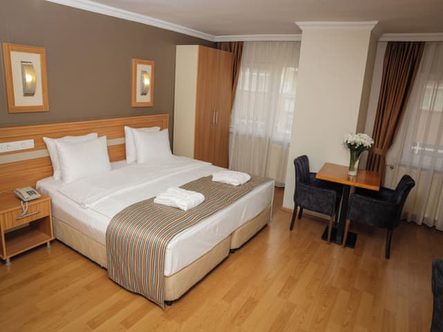 Standart Çift Kişilik Oda