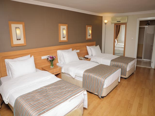 Standart Üç Kişilik Oda