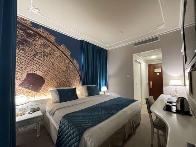 Comfort Room, 2 Twin Beds, Balcony, Partial Sea View