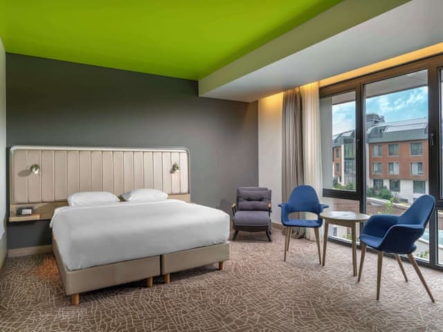 Junior Suite (Forest View)