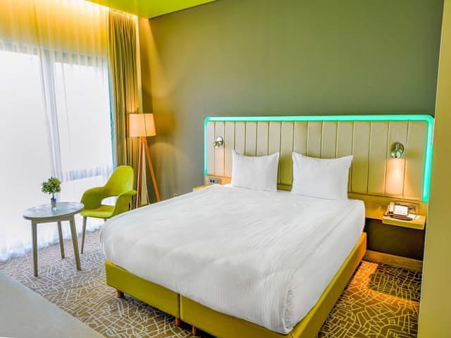 Studio (Forest View)