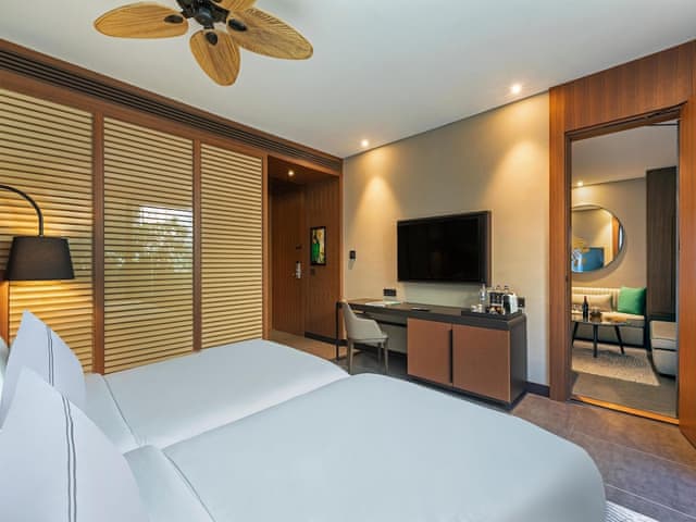 Family Corner Terrace Suite Sea View