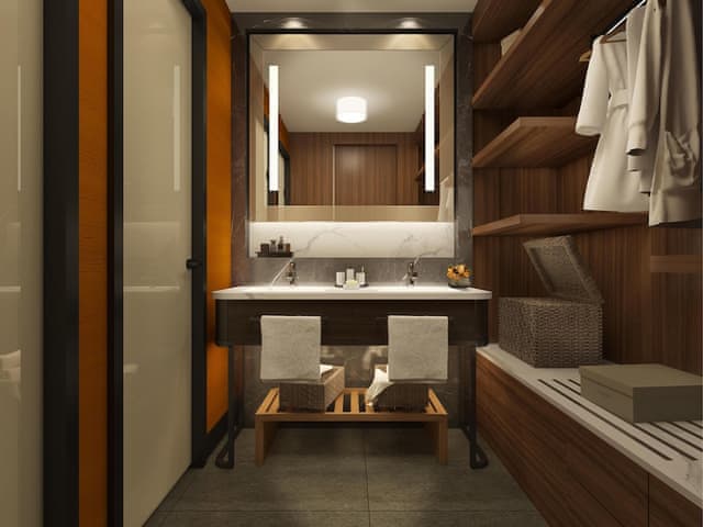 Family Corner Suite Partial Sea View