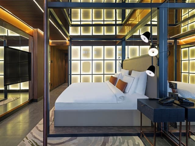 Indigo Laguna Clubber Room Adults Only