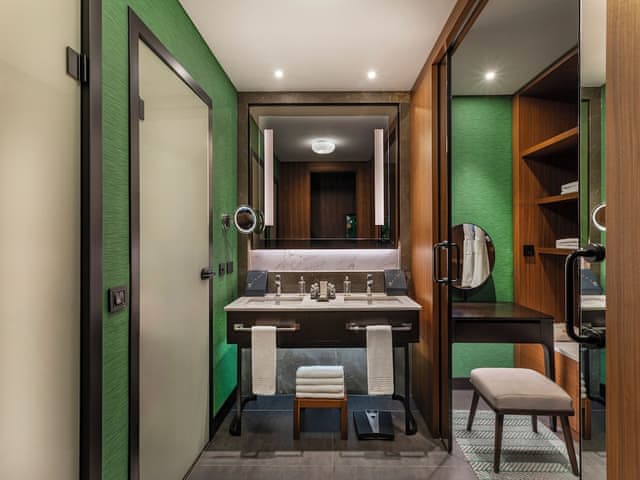 Deluxe Room, Partial Sea View