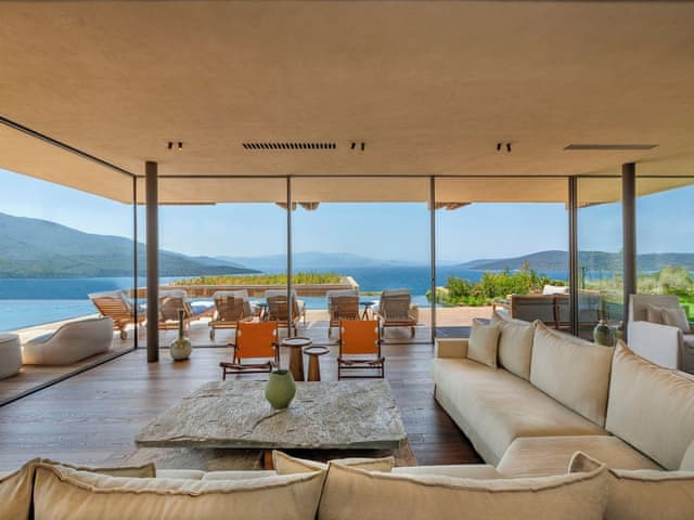 Sunset Presidential Villa 5 Bedrooms