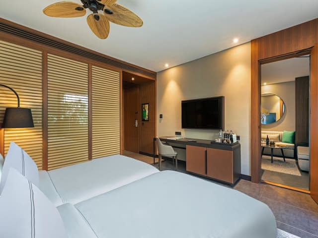 Family Corner Terrace Suite Sea View