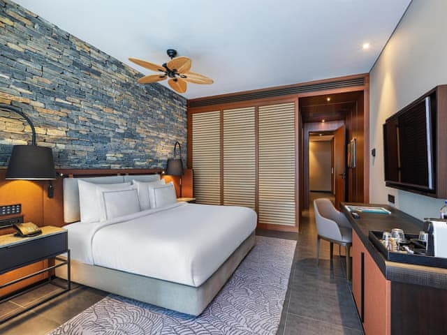 Family Corner Terrace Suite Sea View