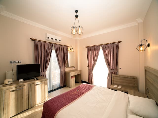 Standard Double Room, Balcony, Garden View