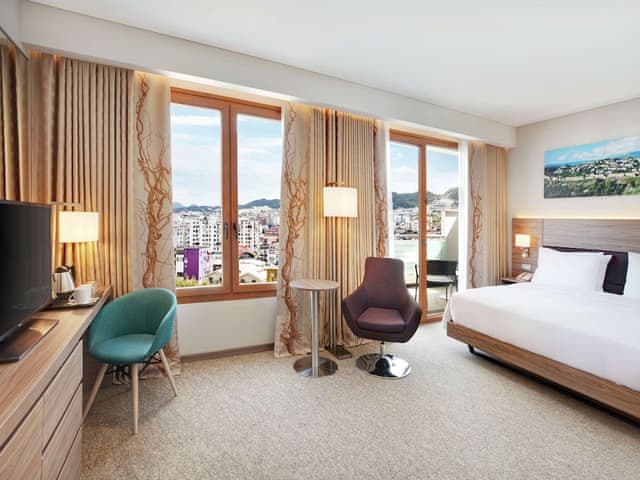 Room, 1 King Bed, Balcony