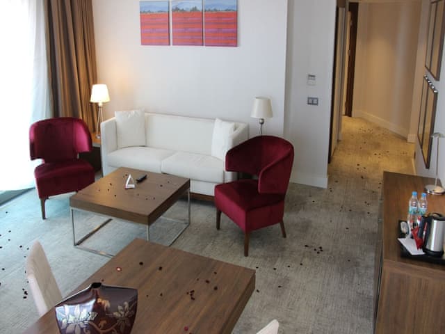 Business Room, Multiple Beds, Smoking