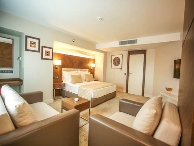 Family Room, Non-Smoking