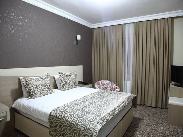 Standard Double or Twin Room, Smoking