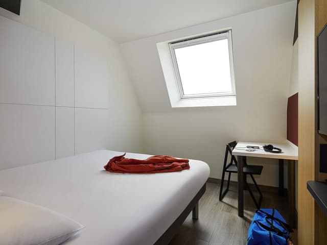 Double Room, 1 Double Bed