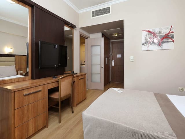 Deluxe Suite, Kitchen