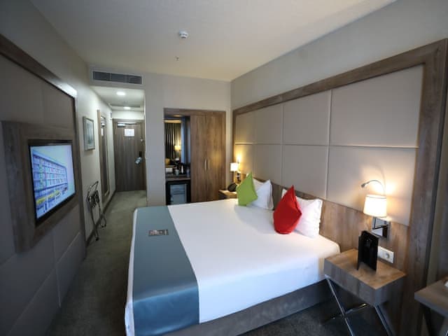 Deluxe Room, 1 Double Bed, Balcony