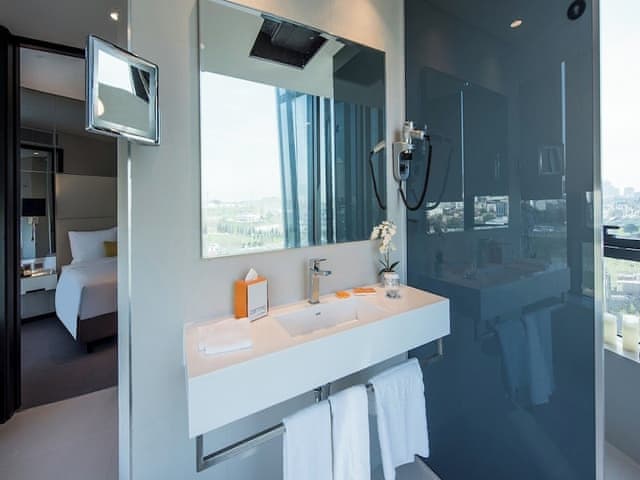 Room, 1 King Bed, City View