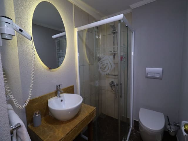 Standart Üç Kişilik Oda, 3 Tek Kişilik Yatak