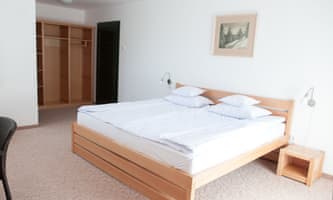 Premium Double Room, 1 Queen Bed, Poolside