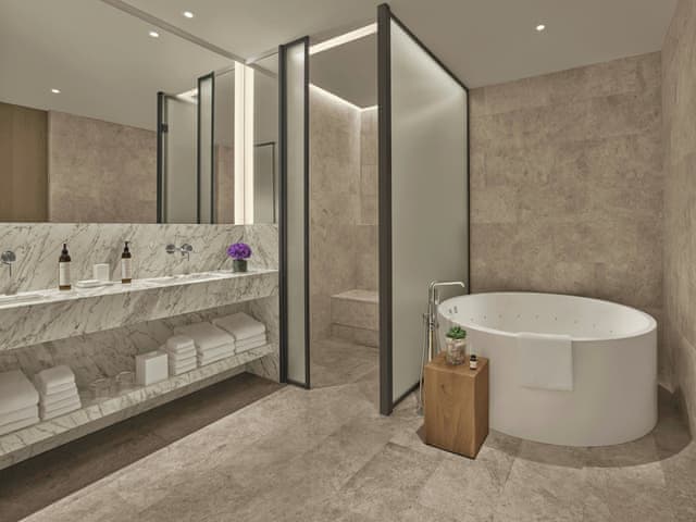 Deluxe Room, 2 Queen Beds