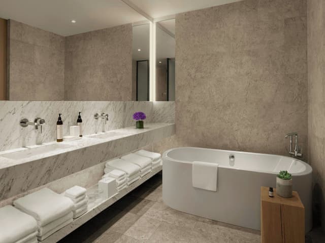 Loft, 1 King Bed with Sofa bed, Garden View