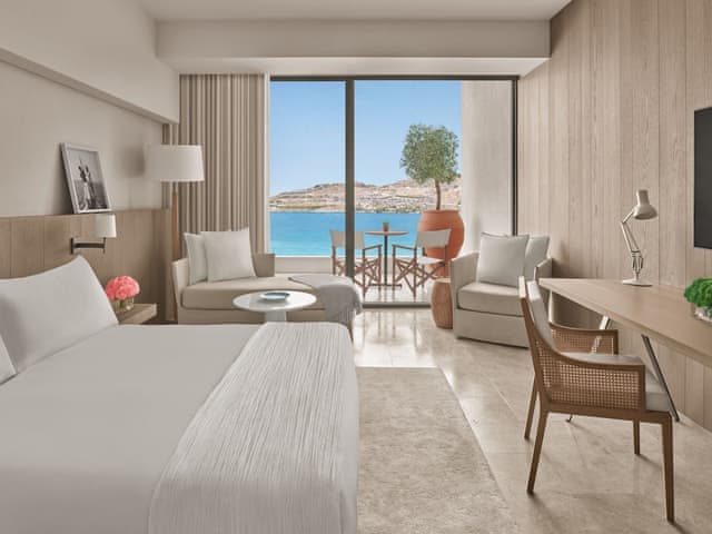 Deluxe Room, 1 King Bed, Sea View