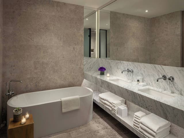 Loft, 1 King Bed with Sofa bed, Garden View