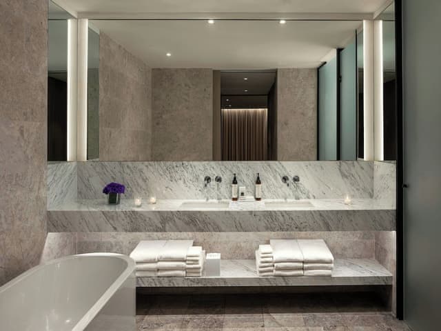 Loft, 1 King Bed with Sofa bed, Garden View