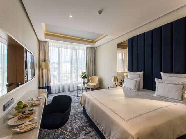 Swiss, Premier Room, 1 King Bed