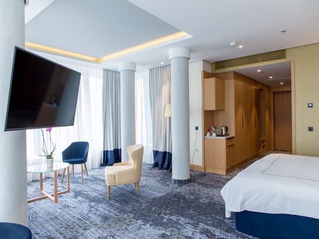 Junior Suite, 1 King Bed (Panorama)