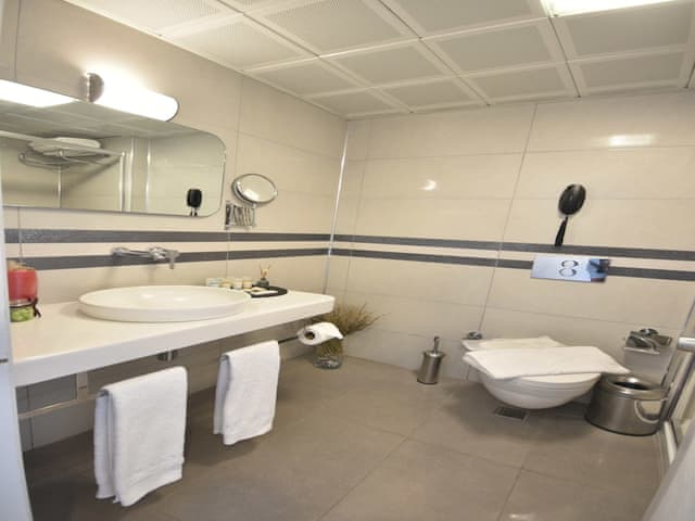 Economy Double or Twin Room