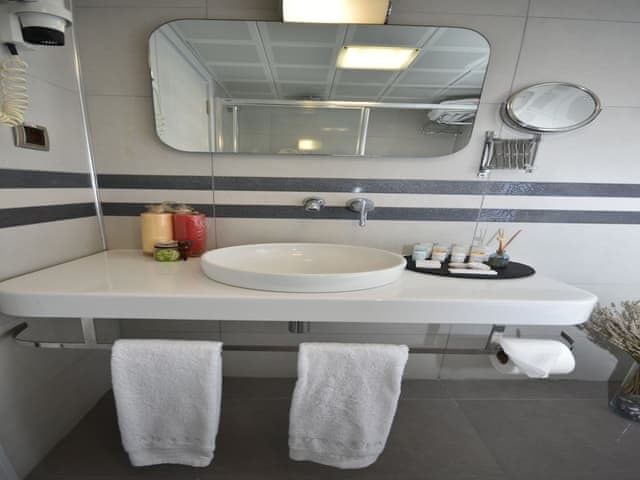 Economy Double or Twin Room